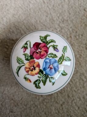 Floral Pansy Ceramic Trinket Box - Multicolor Partylite Vintage